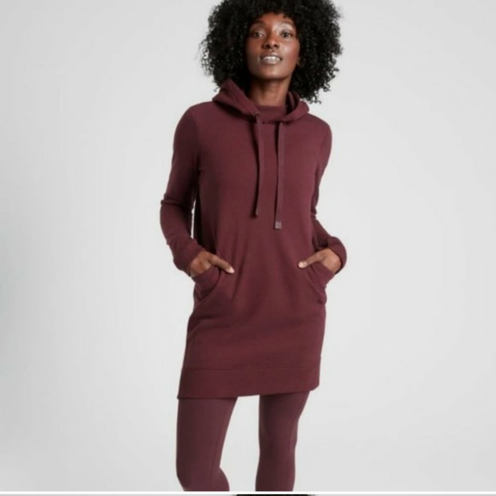 Athleta maroon/burgundy Triumph hooded sweatshirt dress XSP-athlesiure style